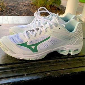 Men’s sneakers. Walk run